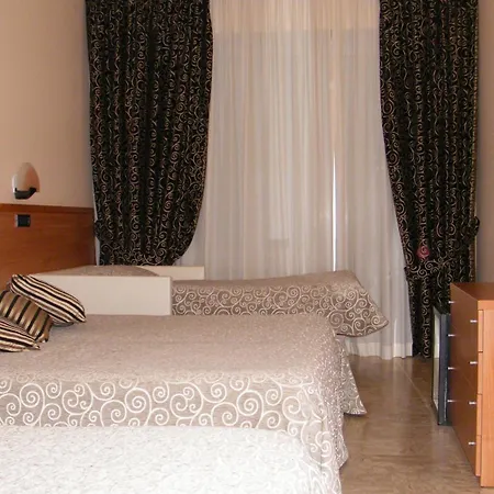 Hotel Cristallo 4*