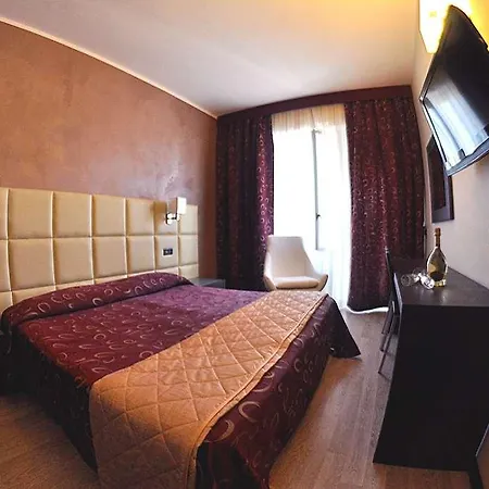Cristallo Hotel