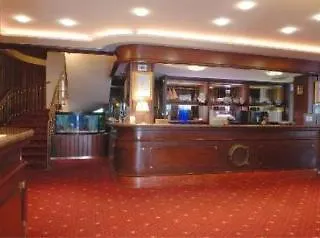 Cristallo Hotel Varraze