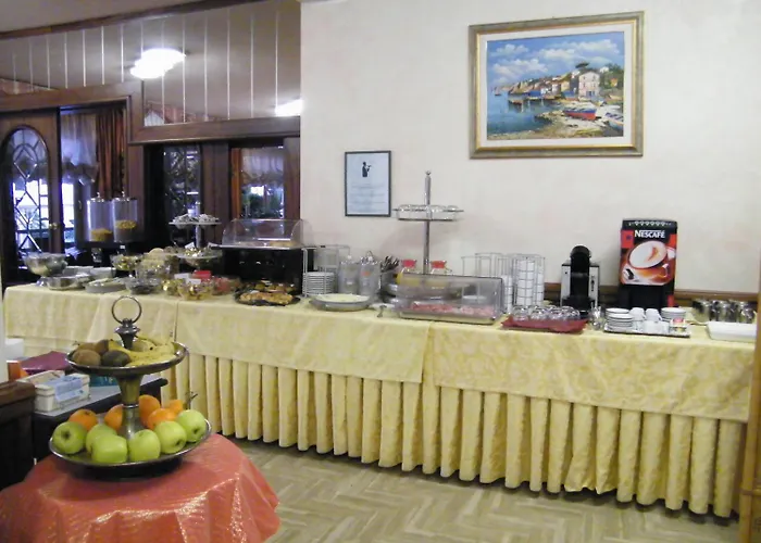 Hotel Cristallo Varraze