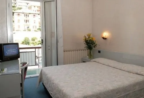 Hotel Cristallo Varraze