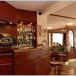 Cristallo Hotel 4*
