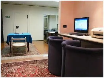 Cristallo Отель Варацце